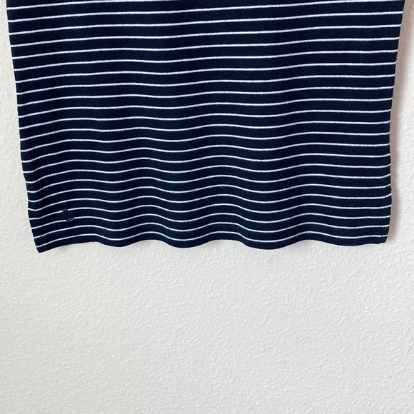 Lauren by Ralph Lauren Women’s Short Sleeve Navy&White Pinstripe Top Size Medium - Picture 6 of 6